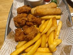 -菲滋意式休闲餐厅(北仑银泰城店)