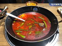 -贵厨酸汤牛肉(小十字店)