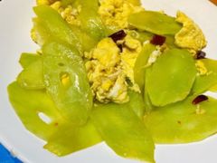 -臻鲜燕海鲜融合餐厅(金陵style店)