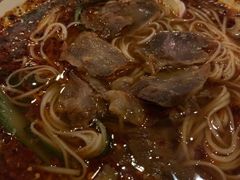 酸辣面-源一咖啡馆(麒麟巷步行街店)