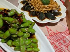 -肥肥虾庄·金牌油焖大虾(汉街SKP店)