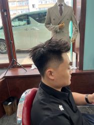 -绅仕門男士理发馆
