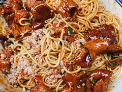 辣肉浇头-沪西老弄堂面馆(定西路店)