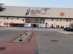 -乔波室内滑雪场