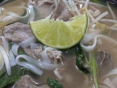 越食经典牛肉河粉-泰越越(古盛路店)