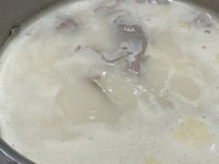 -红鼎豆捞·非遗鲍皇汤火锅(宝丰路店)