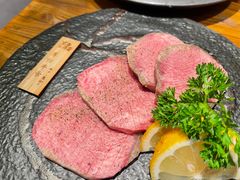 厚切牛舌-黑牛の店·和牛烧肉(大悦城店)