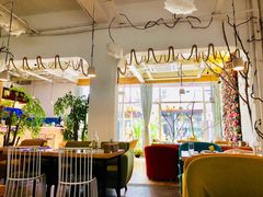 -春树下·树屋花房西餐厅(罍街AS1980店)