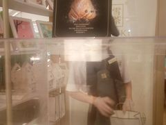 -奈雪的茶(市百一店)