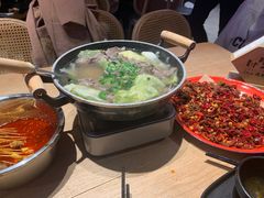 -川堂风·跷脚牛肉·乐山爆炒(宝山日月光店)