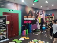 -爱尚游泳健身(外交公寓店)