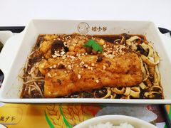 酱香味无骨烤鱼-鲲少爷烤鱼饭.螺蛳粉·清真(爱琴海店)