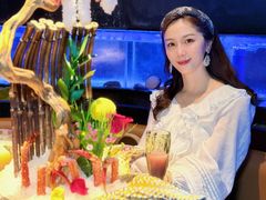 -蟹犇前•帝王蟹雪蟹(陆家嘴店)