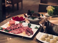 -四季火锅酒家(新濠影汇店)