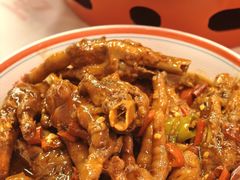 -堂瓦里·33年传统赣菜(第一街区店)