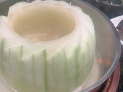 -得意咚瓜·顺德鱼生·冬瓜火锅(深圳首店)