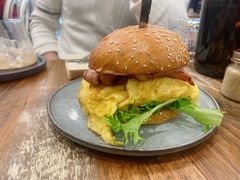 -FLOVIE FLORIST CAFE