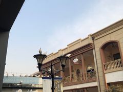 -王府井奥莱临潼小镇(临潼店)