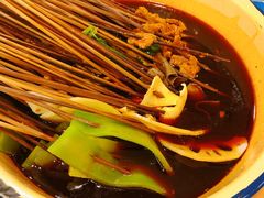 -拈签一笑黄牛肉辣卤串串