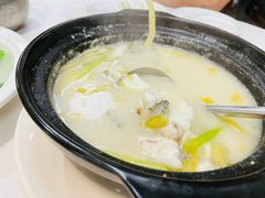 -品香菜馆(旗峰路中侨大厦店)