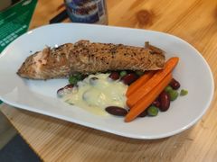 烤三文鱼配时蔬-宜家·瑞典风味餐厅(北京西红门店)