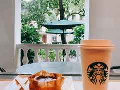 靠窗位-星巴克臻选(广州沙面店)