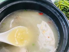 农家老鹅汤-七的湖·晚芳亭·阳澄湖农家菜·大闸蟹(莲花岛店)