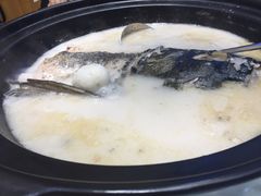 -香山湖家家宴(中山陵店)