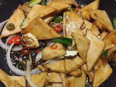 -悦慕·花满溪(新城吾悦店)