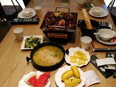 -小鱼小牛·鱼牛干锅·脆鱼火锅(世欧广场店)