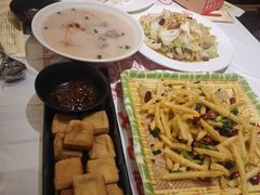 -老街坊餐吧