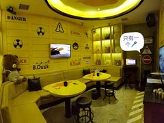 -范特西FANTASY量贩式KTV(民主广场店)