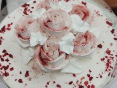-红宝石·鲜奶小方·海派西点房(南丹店)