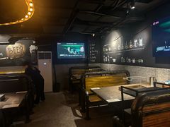 -麦凯伦烧烤·精酿超级工厂店(金桥总店)