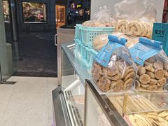 -真老大房(南京东路店)
