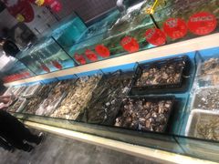 零售区-日进一片海.生腌海鲜火锅.宵夜烧烤(三里屯总店)