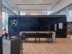 -奔驰上海利星(七宝店)