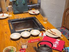 -老牌坊云南鱼豆花火锅(爱建店)