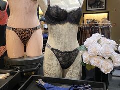 -Victoria's Secret(杭州湖滨银泰in77店)