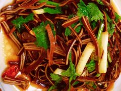 黑腐竹拌有机豆苗-孙记驴肉山庄(李桥店)