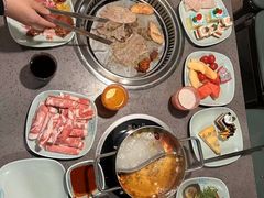 -金滏山烤肉·海鲜·火锅自助餐厅(襄阳万达店)