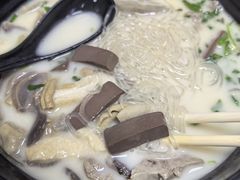 -津津老鸭粉丝馆(正东路店)