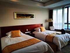 -天鹅湖大酒店