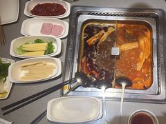 -海底捞火锅(新松江路店)