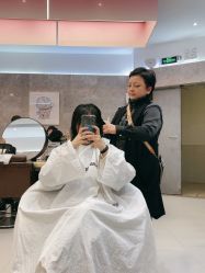 -TONI&GUY