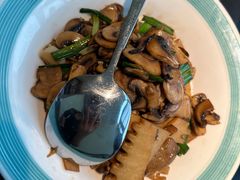 -鸽子侯·家宴·平价海鲜(市图书馆店)