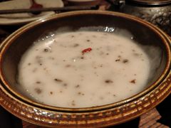 -老牌坊云南鱼豆花火锅(嵩山店)