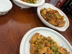 -湖南人家湘菜馆(镇江路店)
