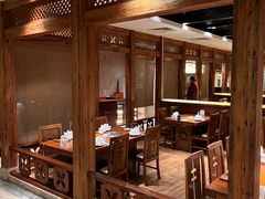 -萨拉伯尔(燕莎友谊商城店)