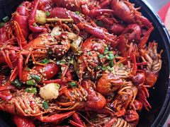 -肥肥虾庄·金牌油焖大虾(沙湖店)